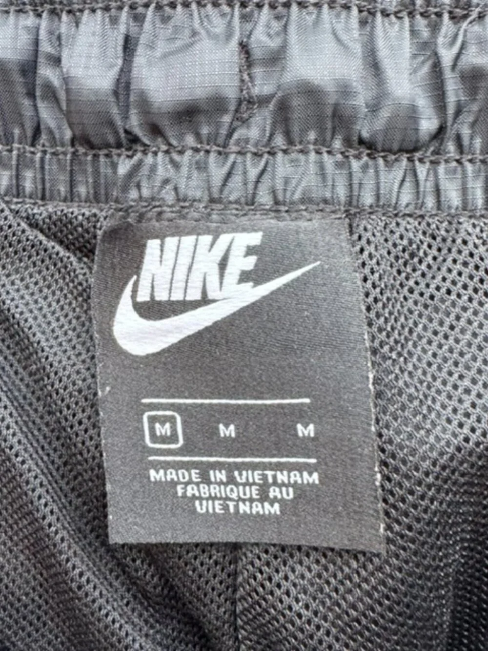 NWOT Nike Men's Black Nylon Track Pants Joggers Size M